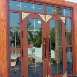 Cửa nhôm hệ thủy lực vân gỗ